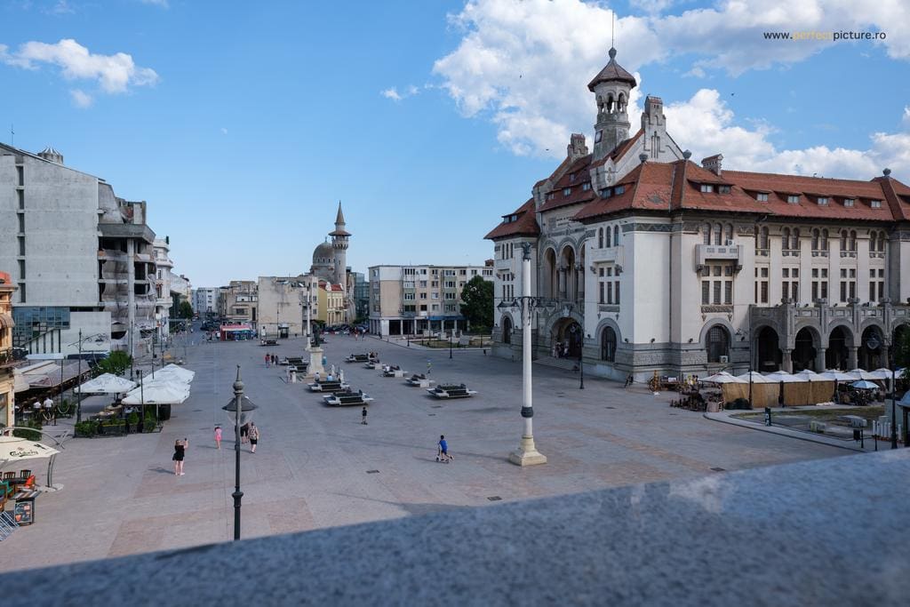 Ovidiu Square