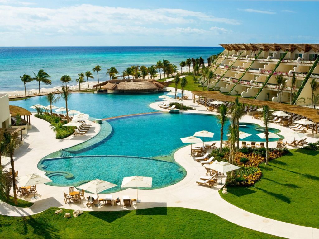 Luxury Resorts in Riviera Maya